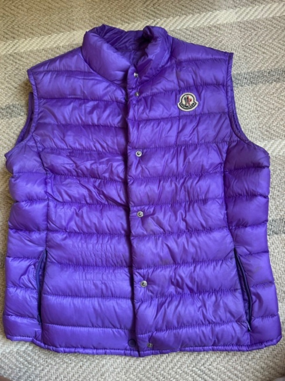 Moncler Purple quilted down puffer vest Sz Small